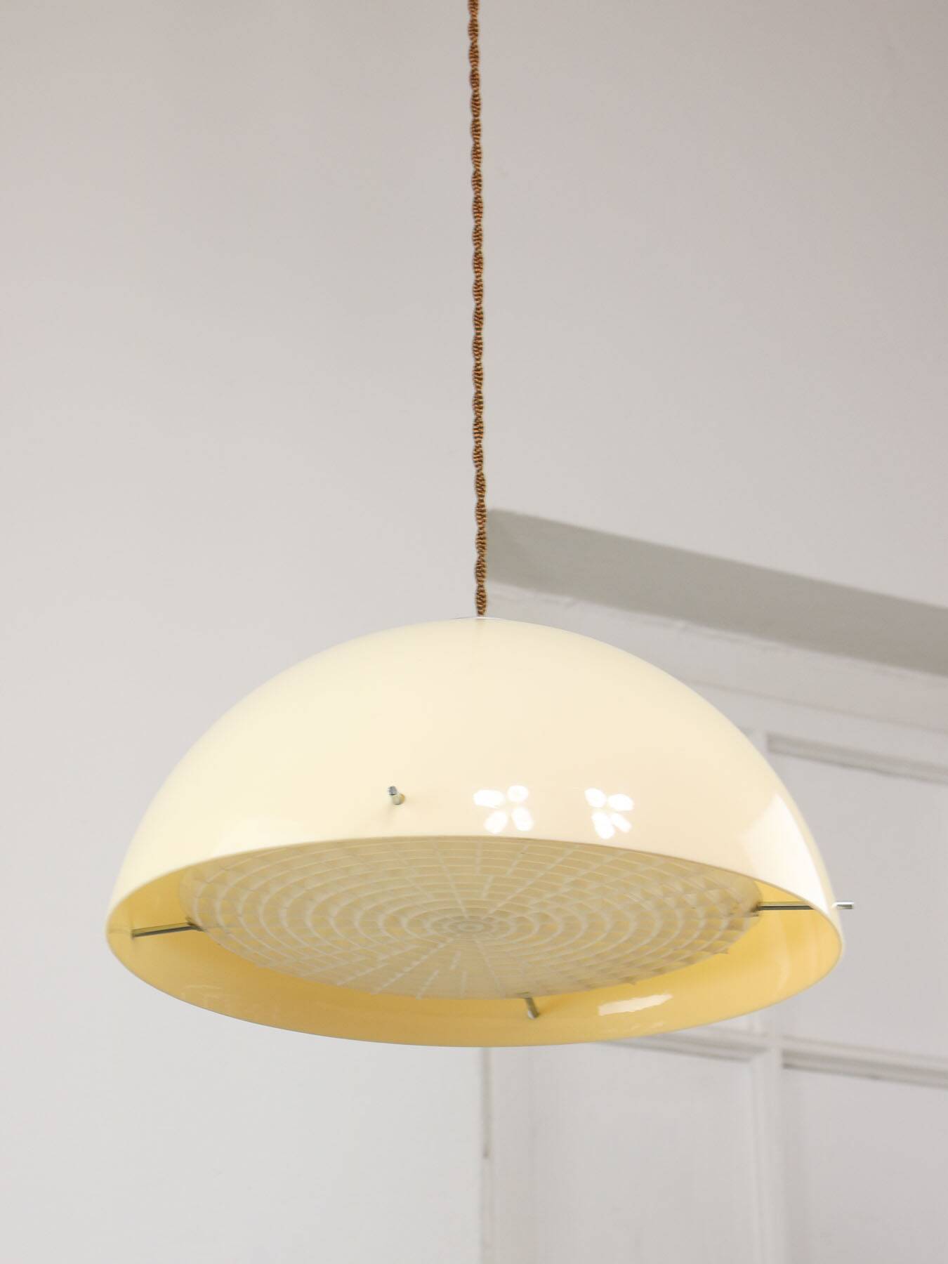 Italian space age beige plexiglass pendant lamp, 1970s