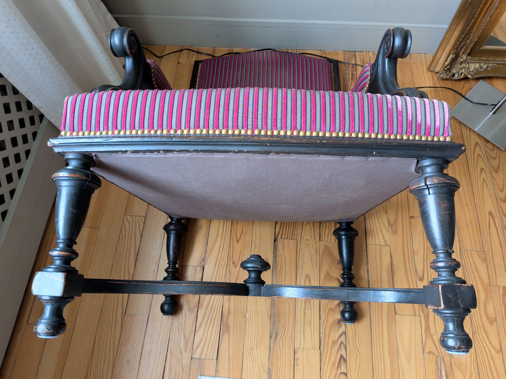 Armchair from the late 19th century.