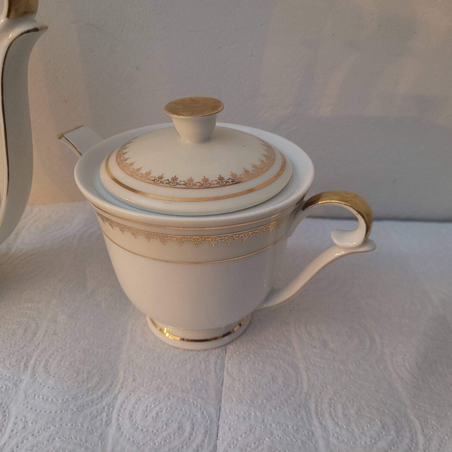 Service café-thé doré Lanternier Limoges, années 1950