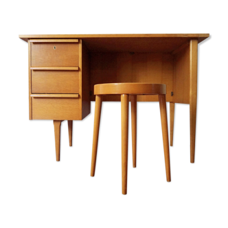 Office vintage with his stool