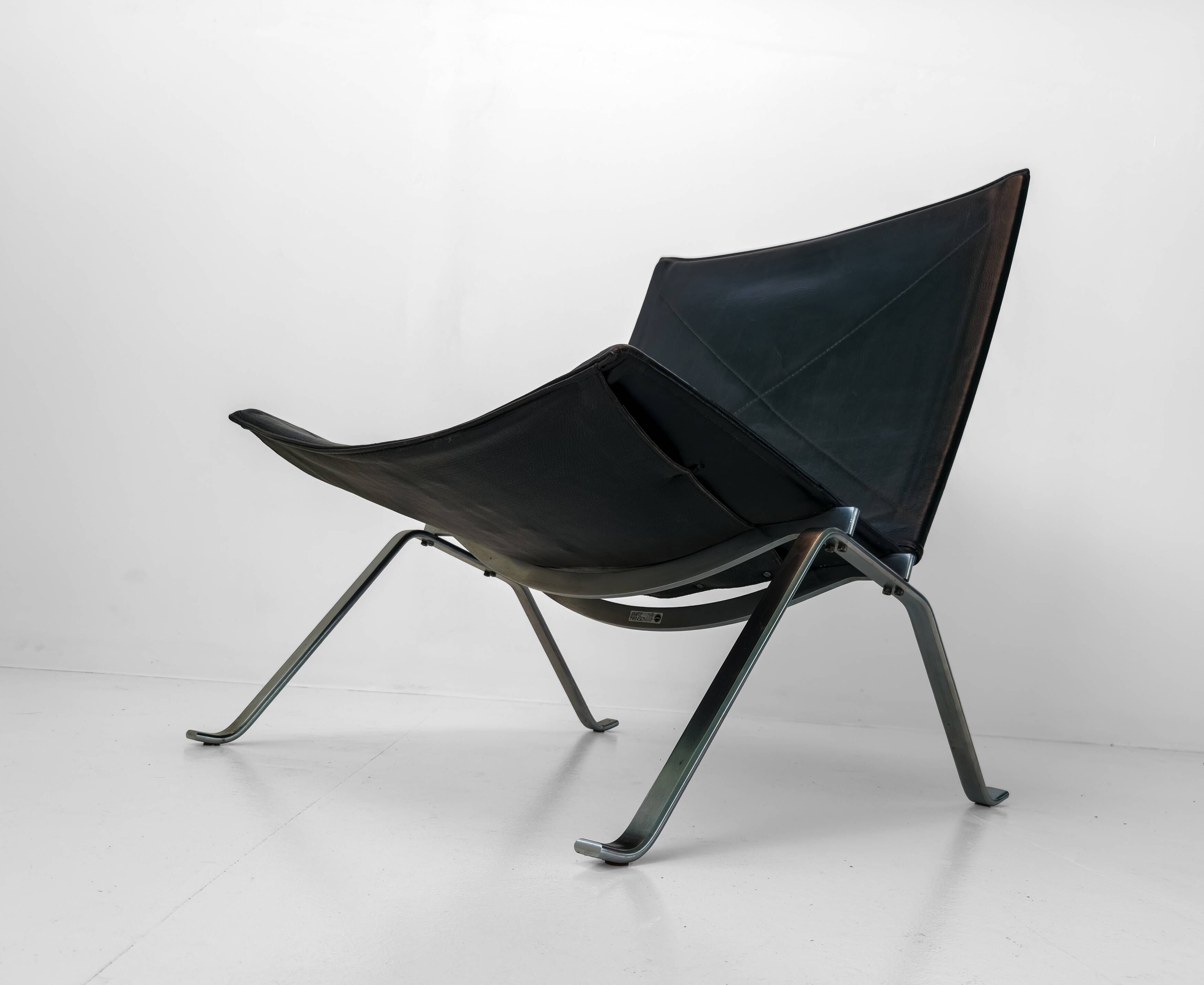 Poul Kjærholm – PK22 lounge chair for Fritz Hansen, Denmark