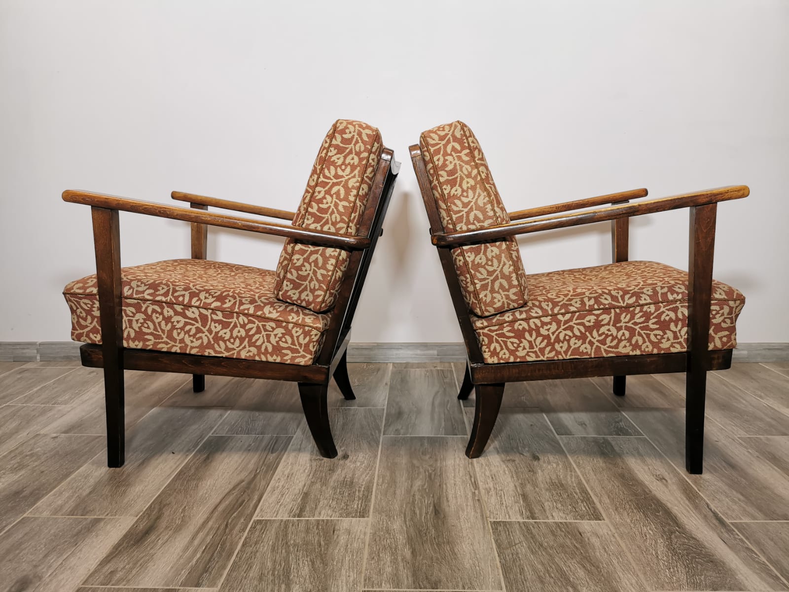 Pair of Thonet armchairs