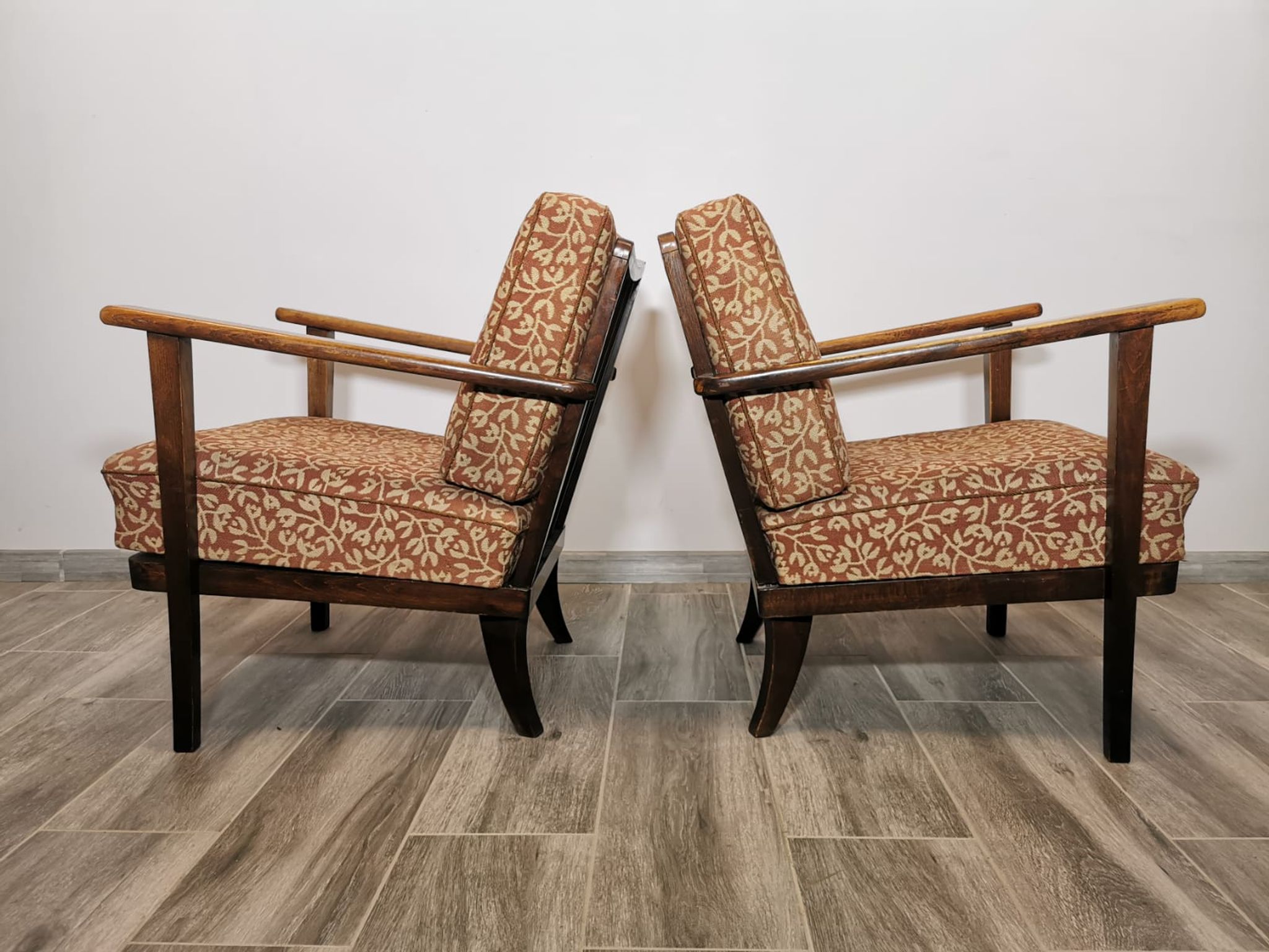Pair of Thonet armchairs