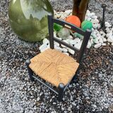 Mulched children's chair