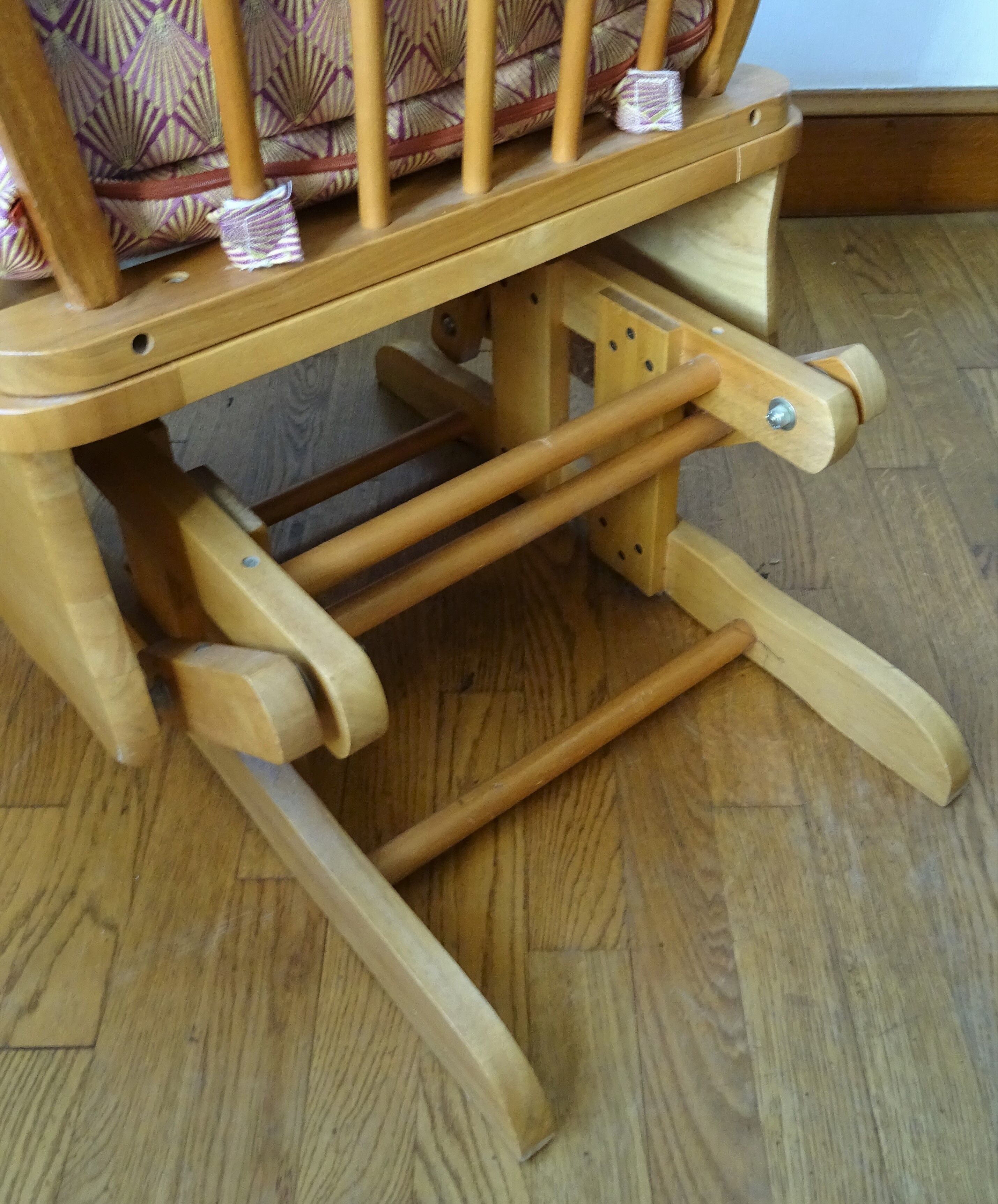 Mechanical Rocking Chair in Pine 1970s