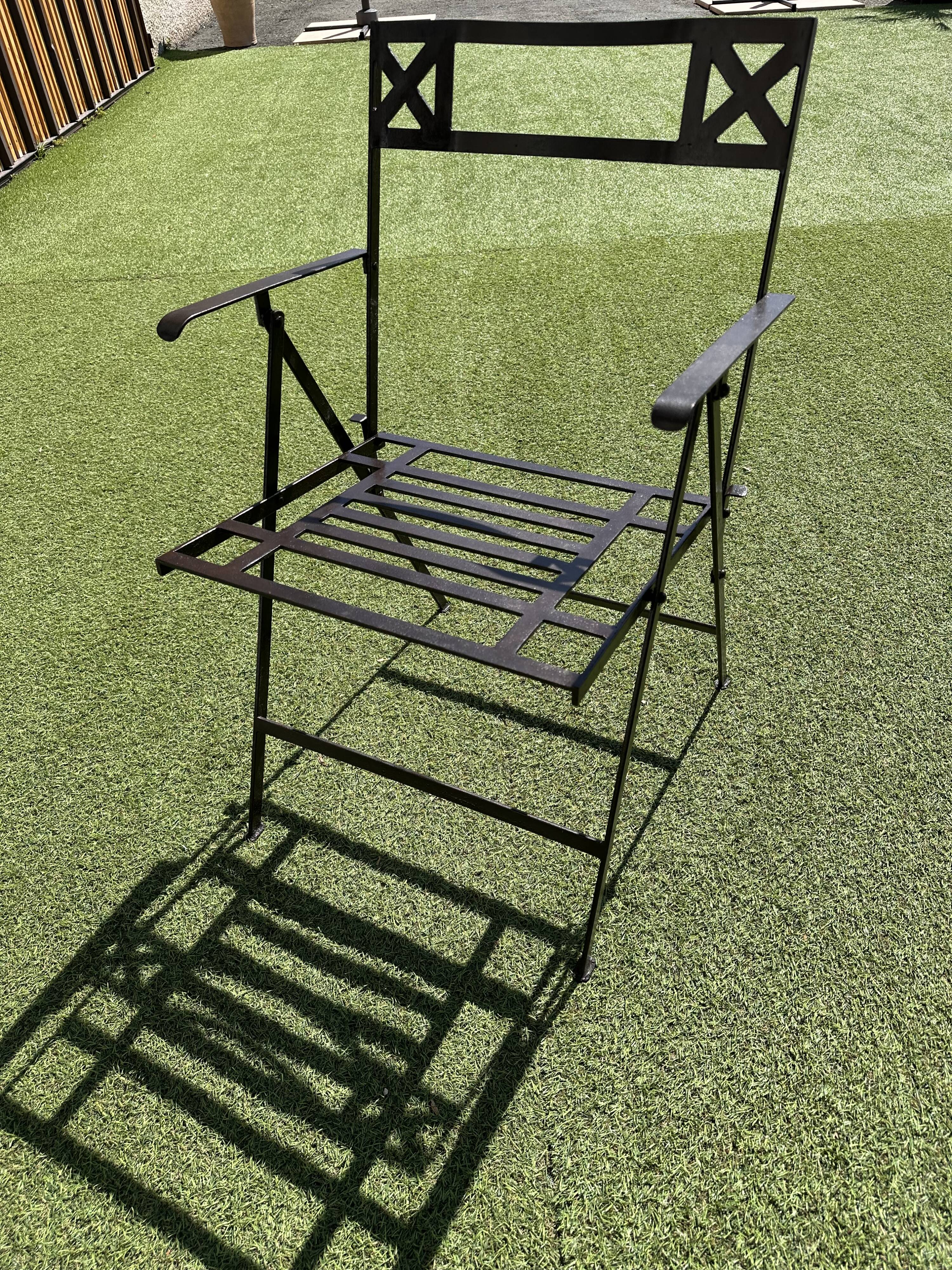 Eiffel folding chair