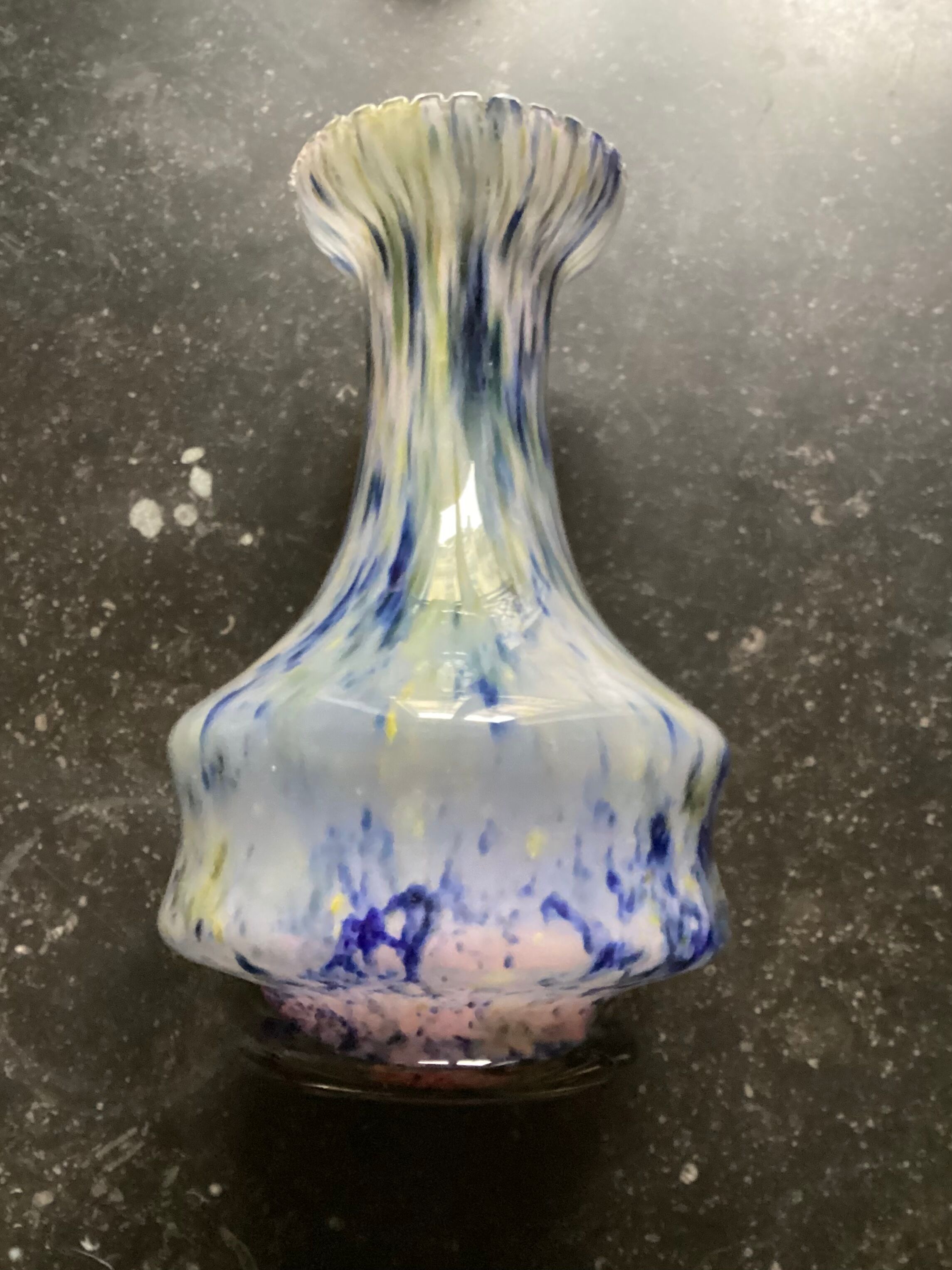 Corolla vase Clichy Pantin