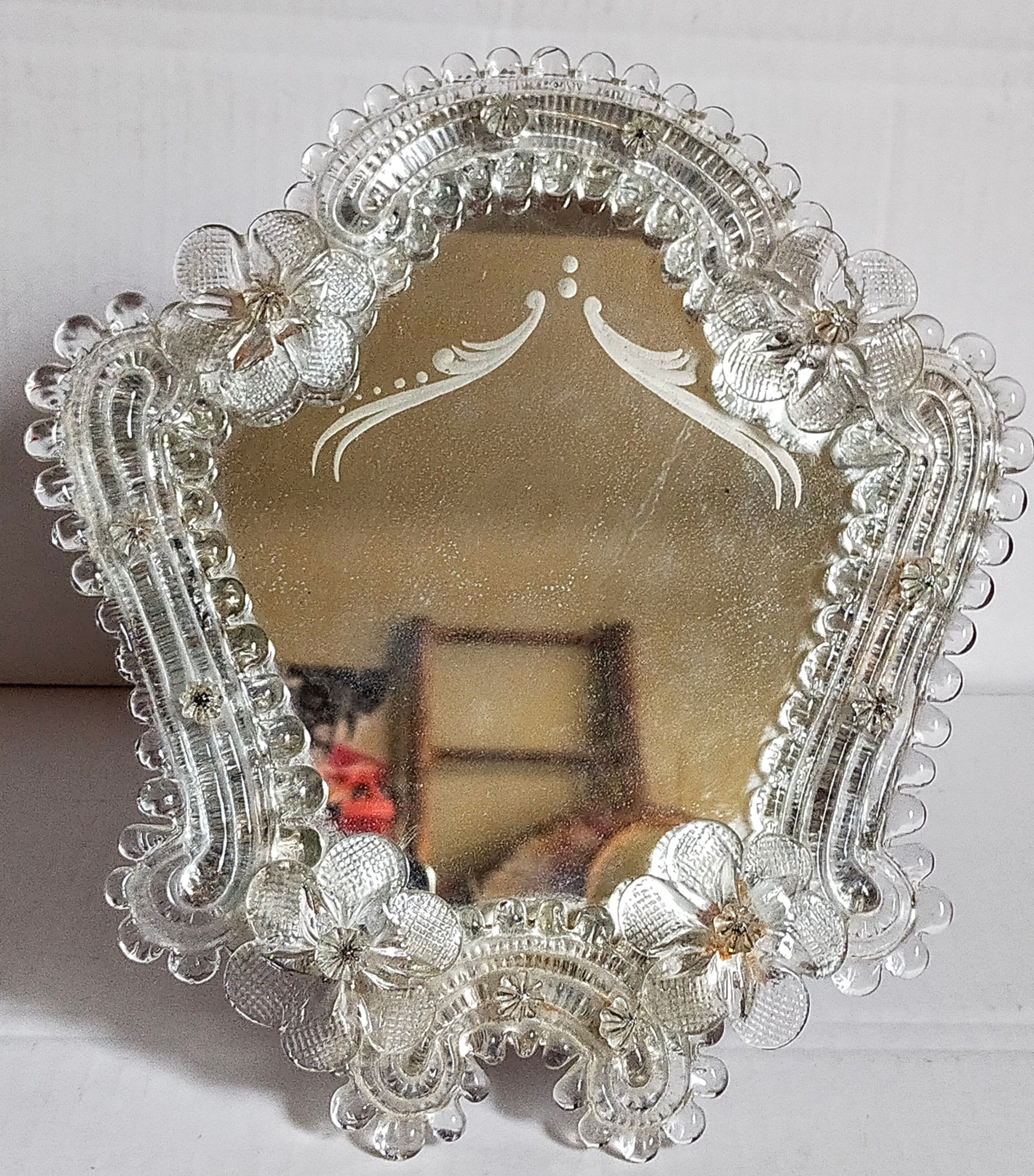 Venetian mirror 22cm X 24 cm Murano glass to pose 50s