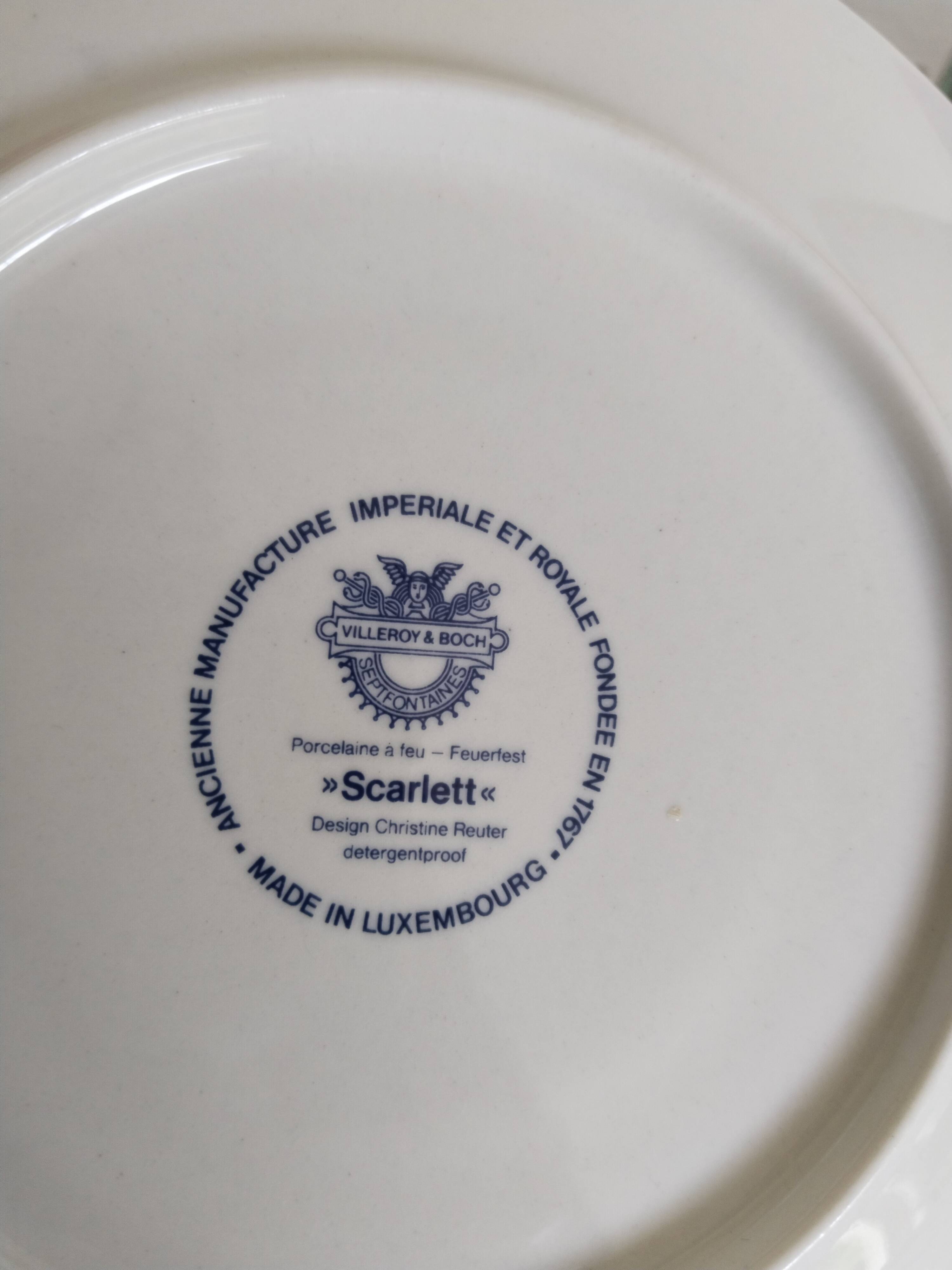 2 Porcelain coffee/tea cups, Villeroy and Boch, Scarlett model