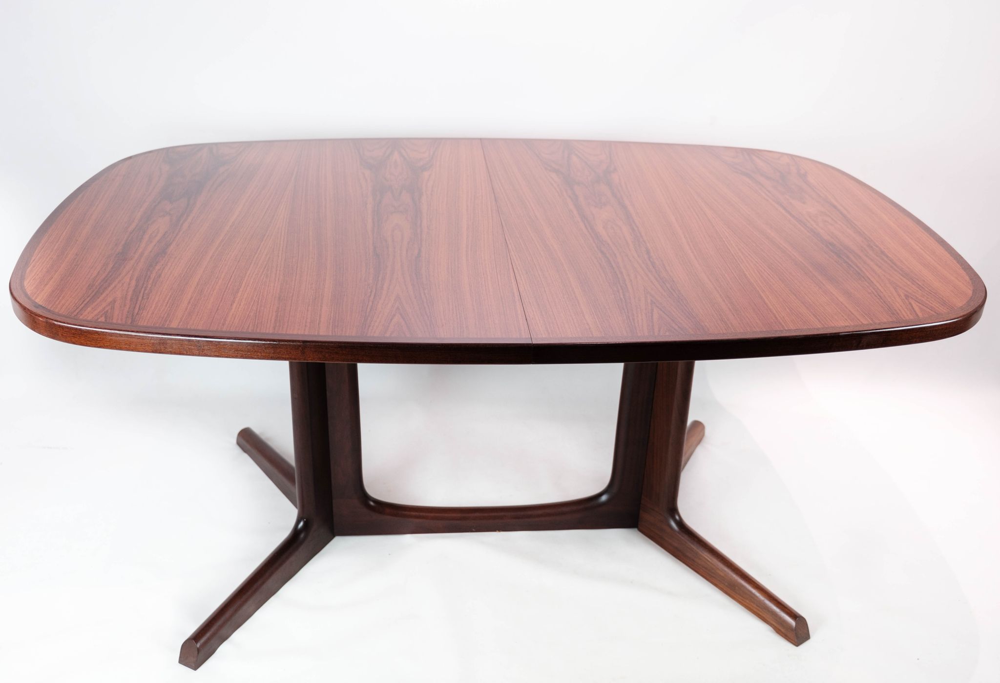 Dining table in rosewood with extensions of Danish design by Gudme Furniture, 1960s