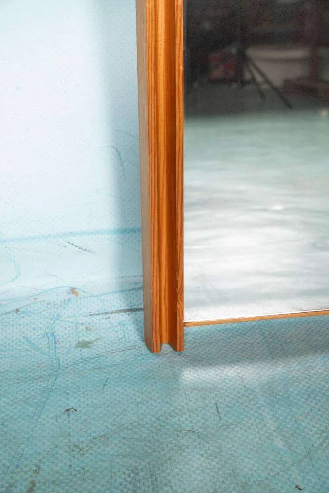 Miroir suédois minimaliste en bois de pin Japandi des années 70