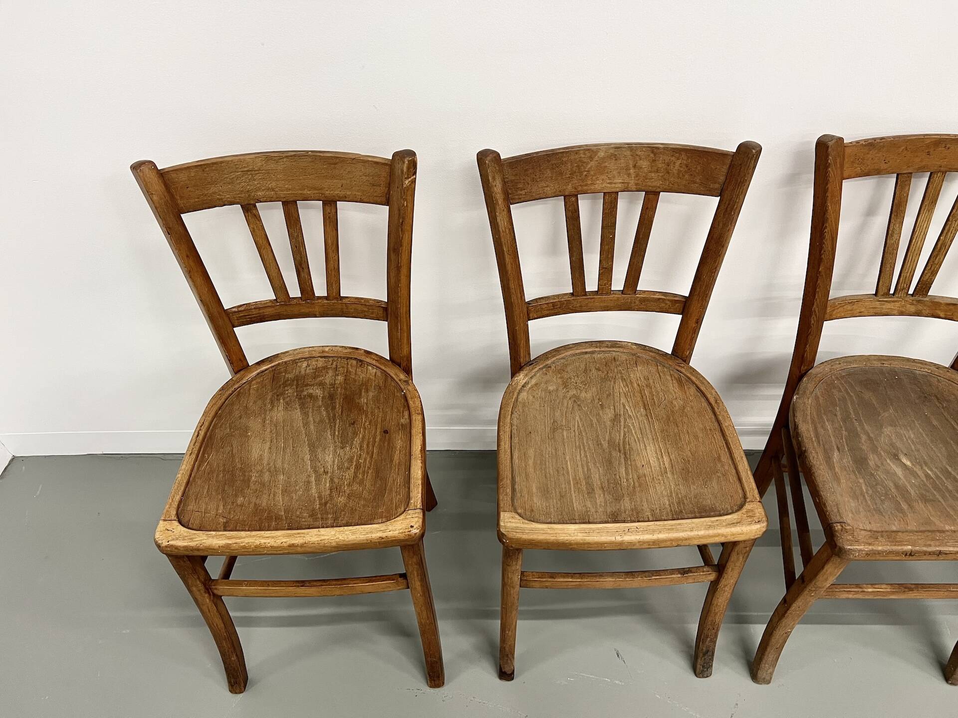 Set of 5 bistro chairs