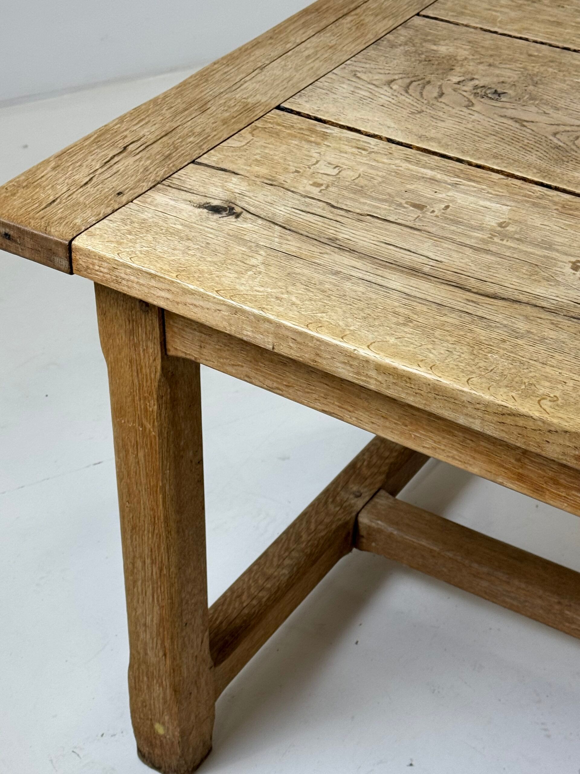 Table de monastère française en chêne du 19ème siècle