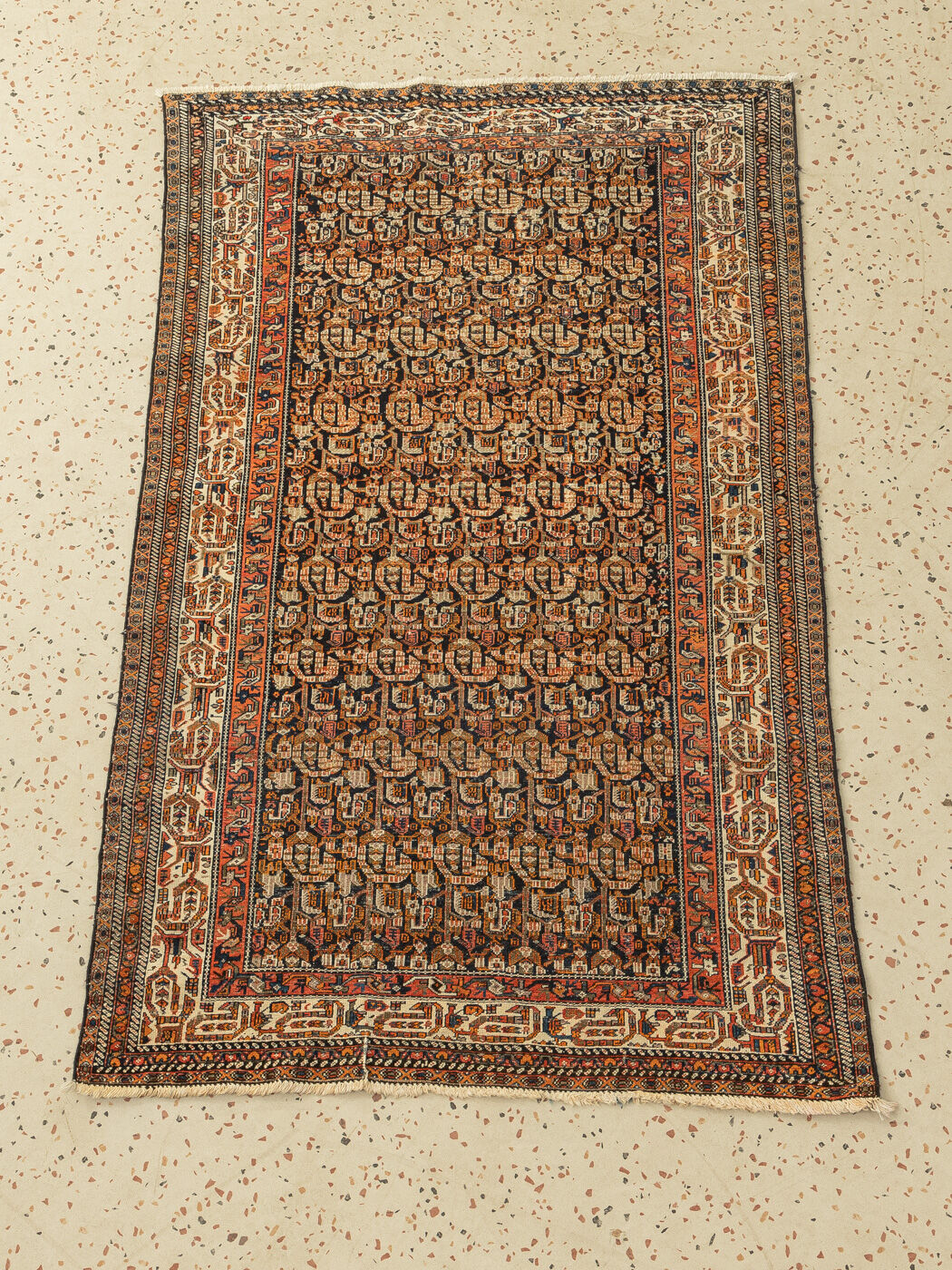 Moud carpet, 107 x 180