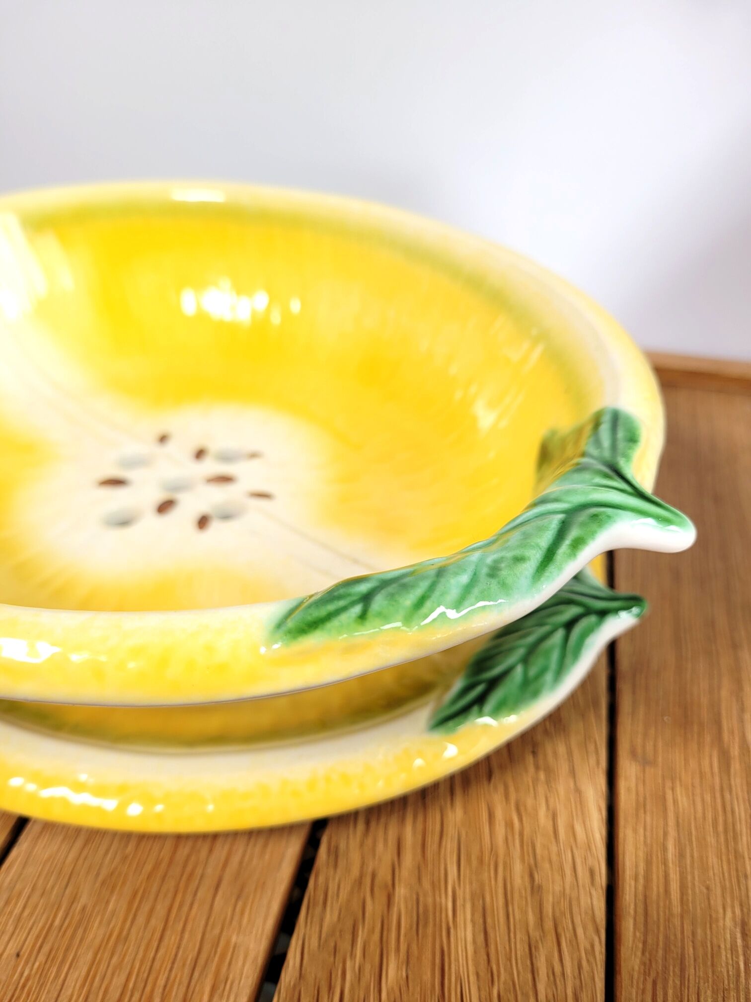 Ceramic fruit rack Italy