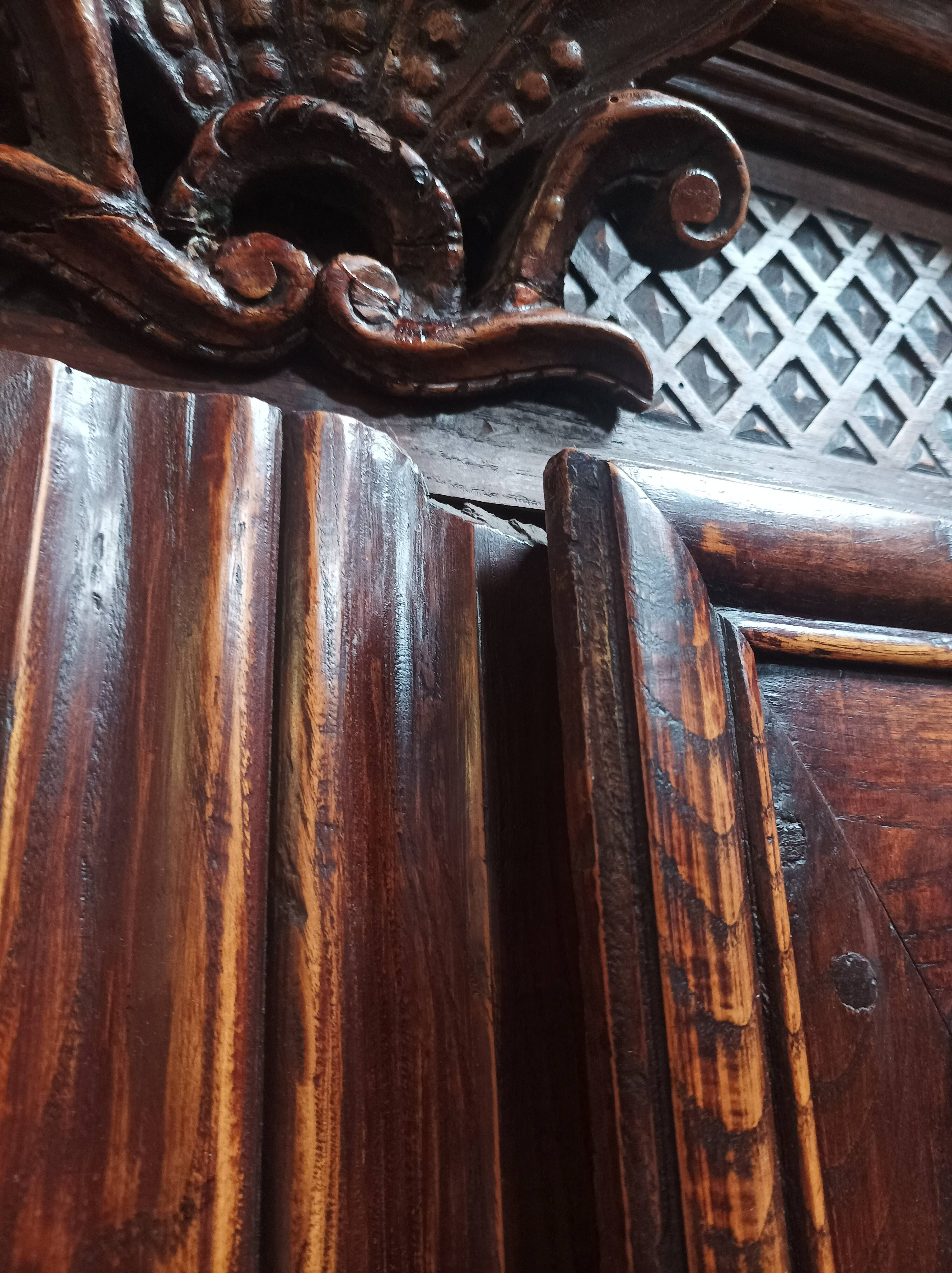 Armoire Renaissance en chêne