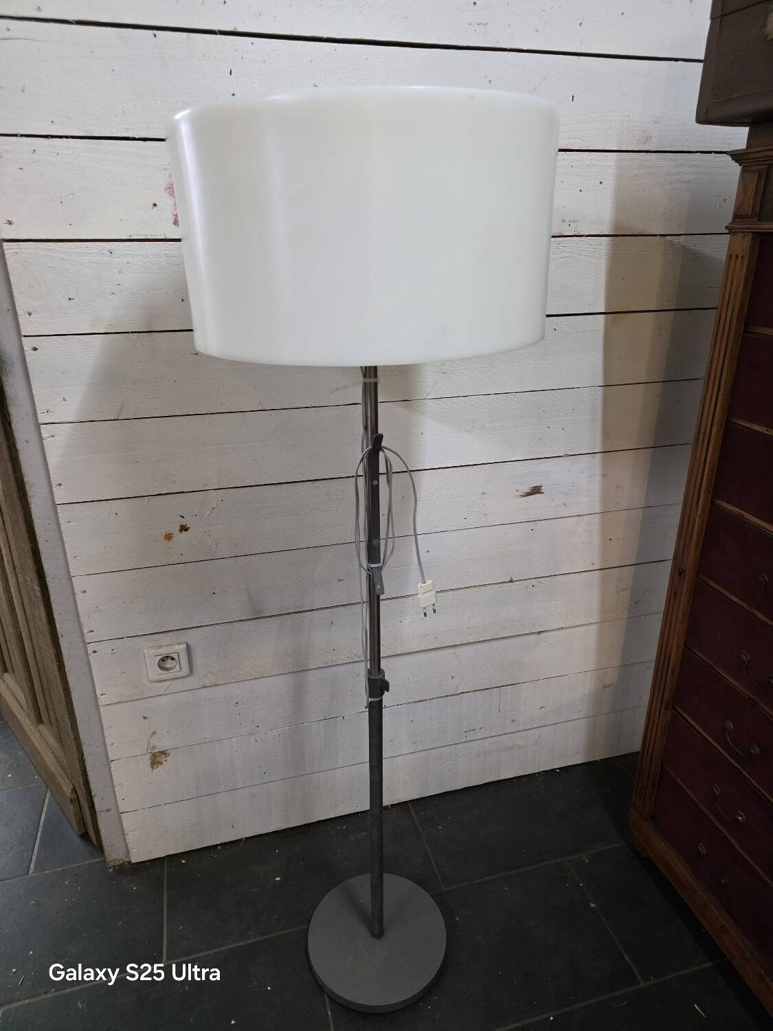 Lampadaire Space Age design 1970  Abat-jour Ø48cm
