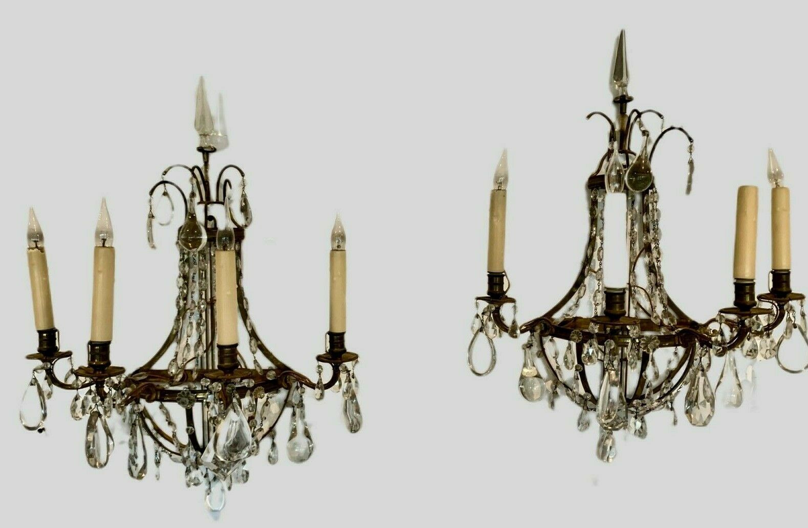 Pair of wall lamps bronze basket and grapevines XX century