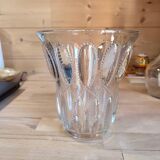 Vase en moulé en cristal