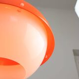 Suspension italienne Space Age en plexiglas orange et laiton, années 1970