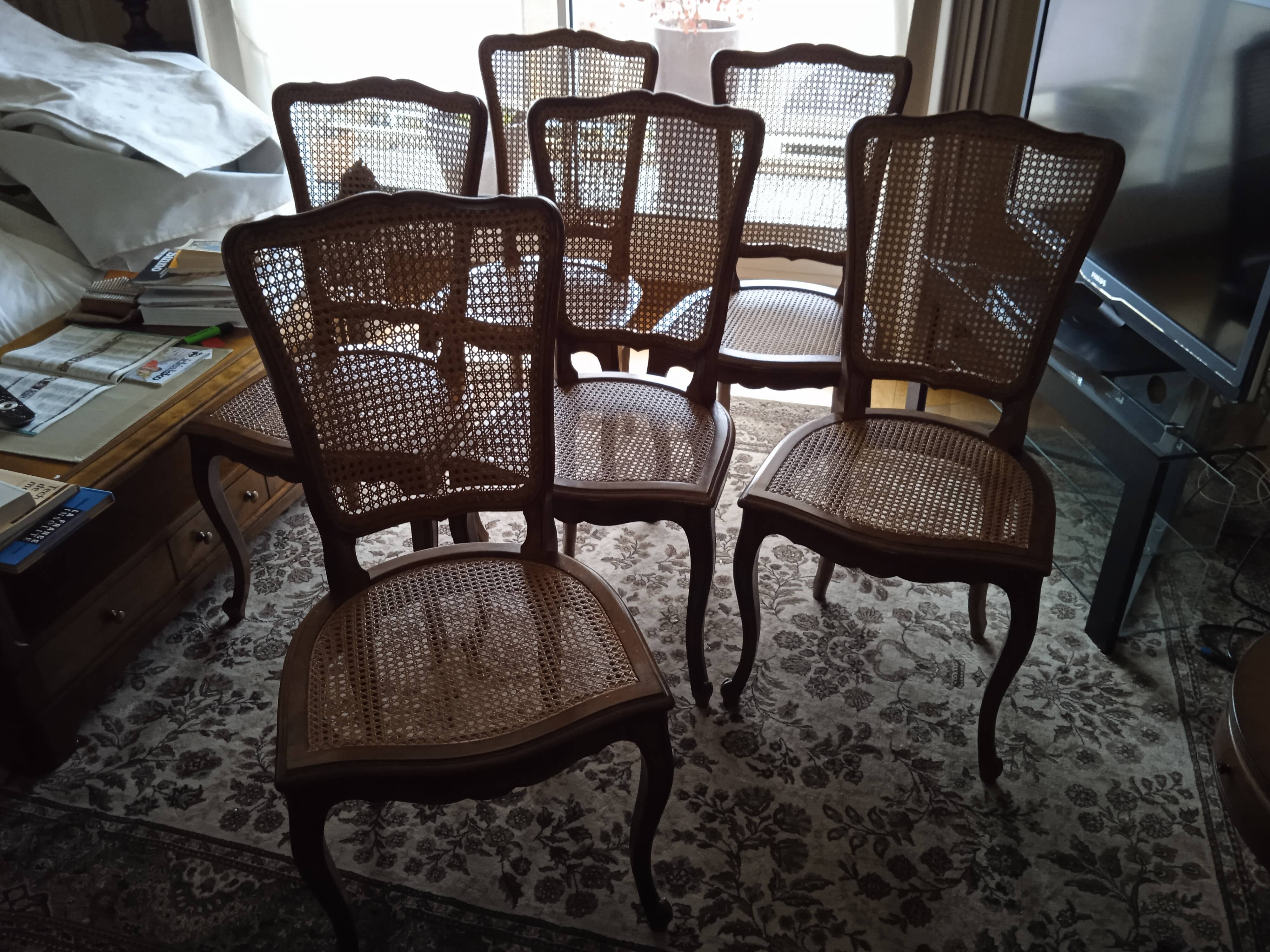 Lot de 6 chaises cannées + housses