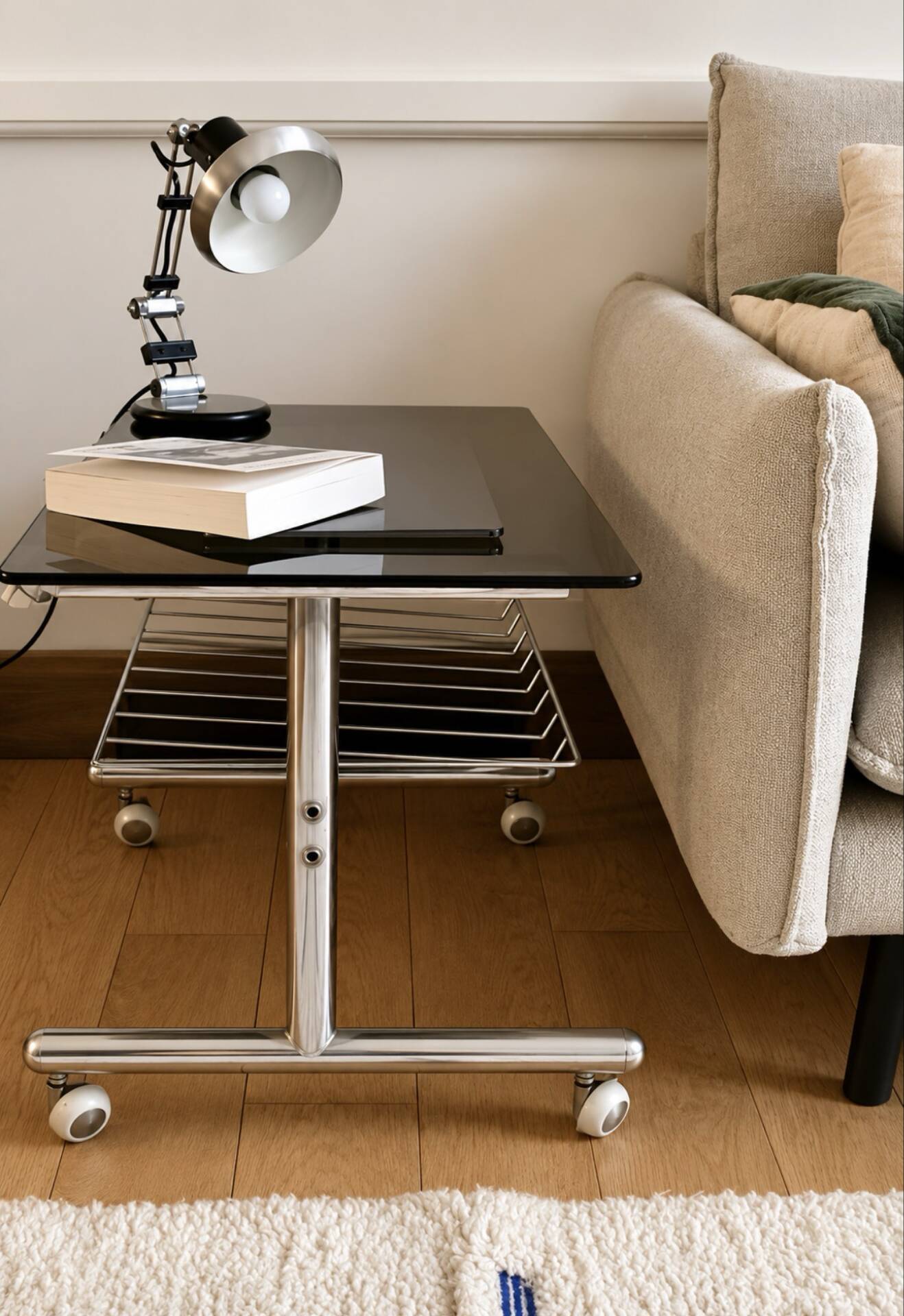 Vintage furniture on wheels in chrome and smoked glass – 70s/80s
