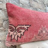Magnifique coussin Kilim berbère vintage du Maroc