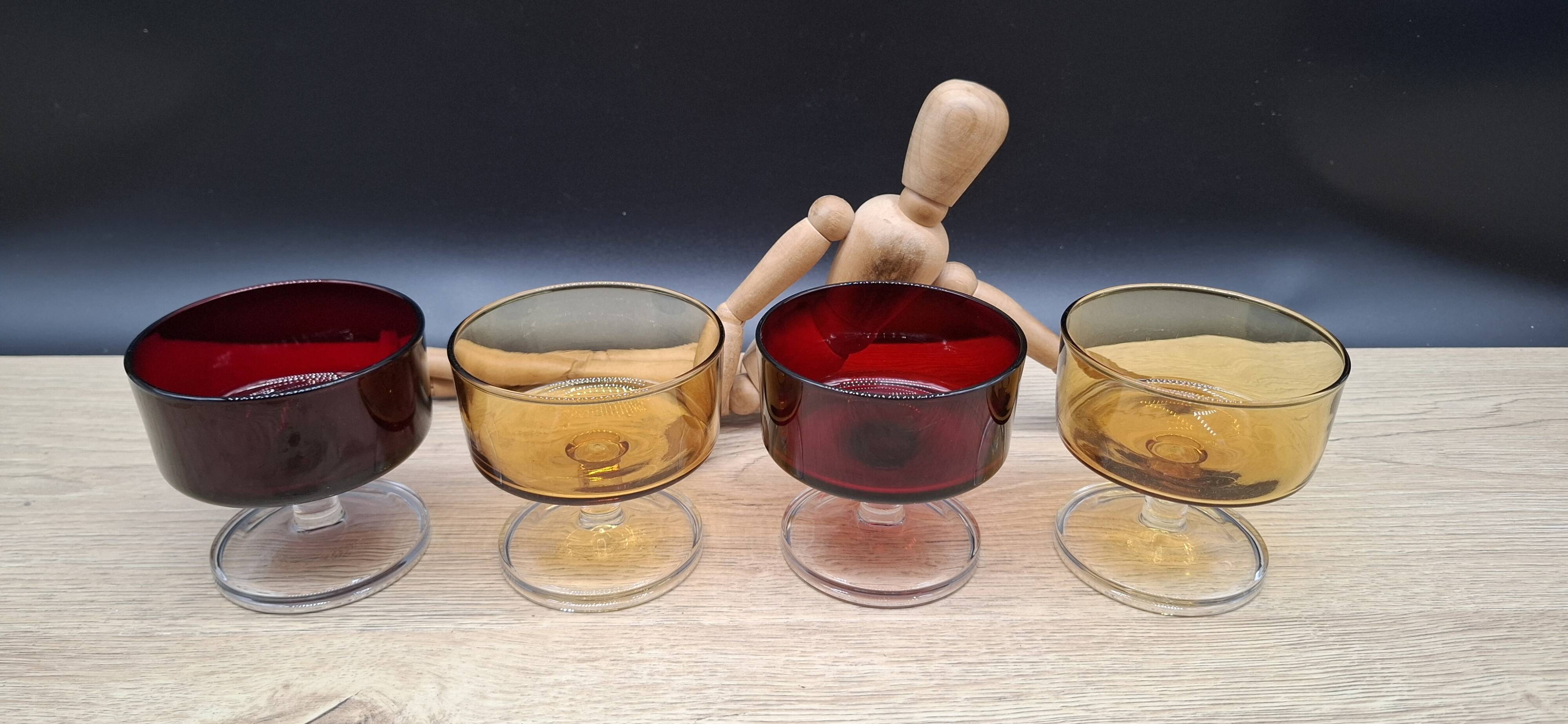 Set of 4 champagne glasses Cavalier Sweden Luminarc two-tone