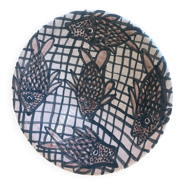 Modernist ceramic plate "Fish in a net" – Atelier Segui