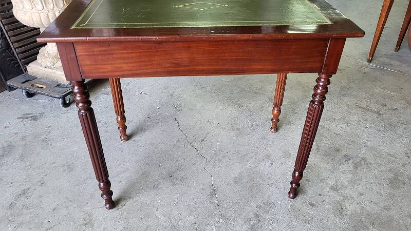 SMALL WRITING DESK WITH 1 DRAWER IN MAHOGANY