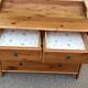 Commode scandinave en bois massif avec 4 tiroirs années 90