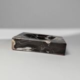 Cendrier vintage en marbre noir, beige et blanc avec base en tissu rouge - Design italien des années 1970, sculpture de bureau lourde