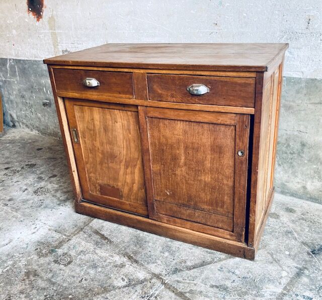 Sliding Parisian sideboard