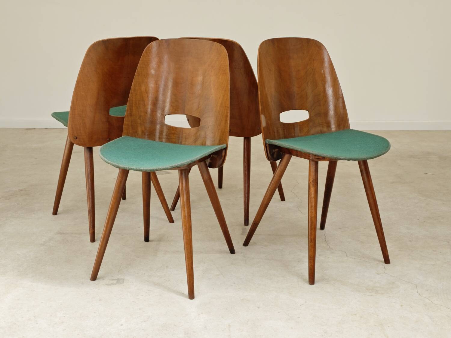 Set of 4 Lollipop chairs by Frantisek Jirak for Tatra 1960