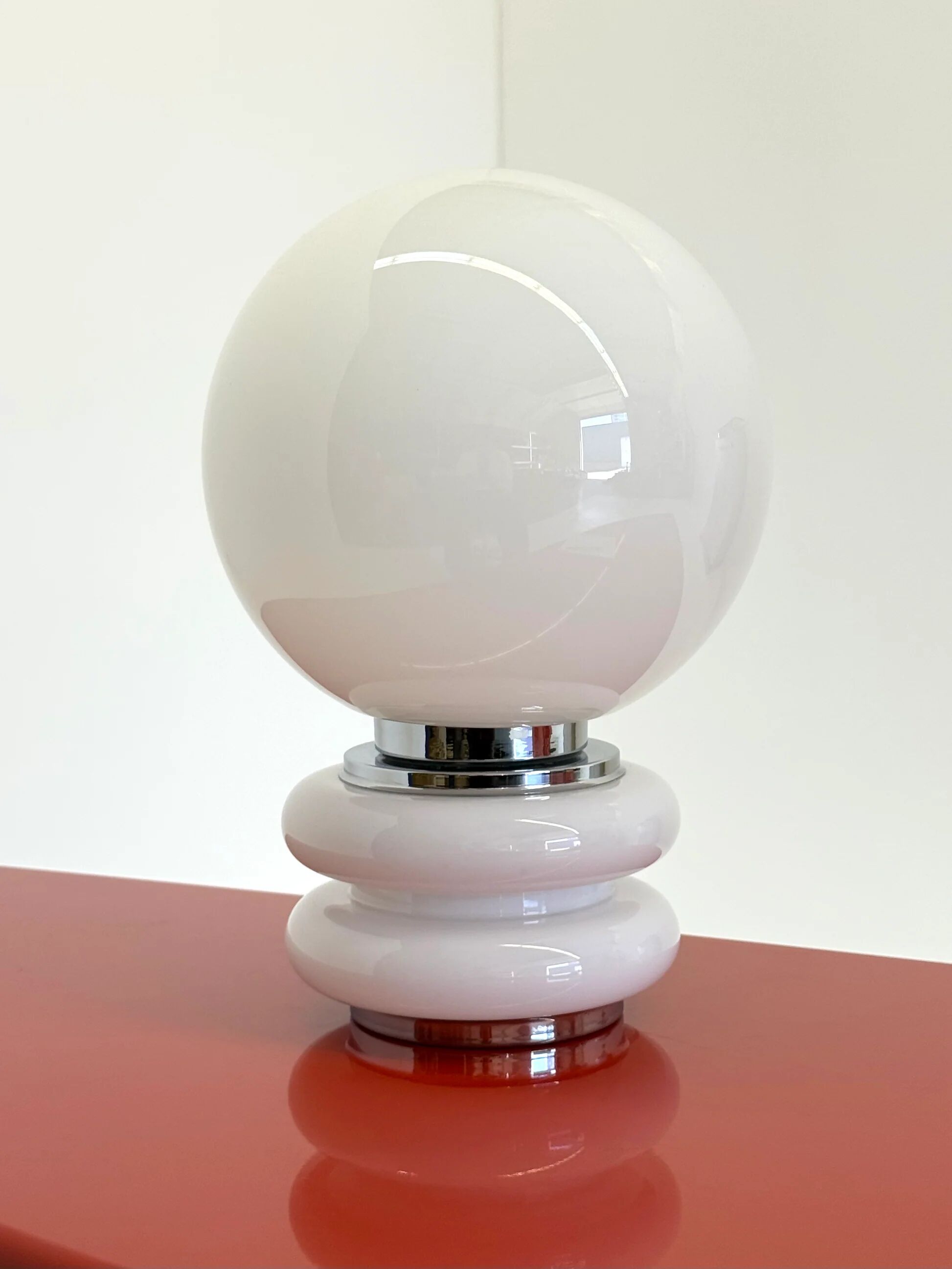 White glass Space Age table lamp in globe shape