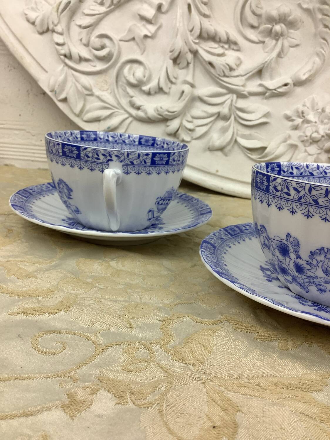 Tasses à thé anciennes