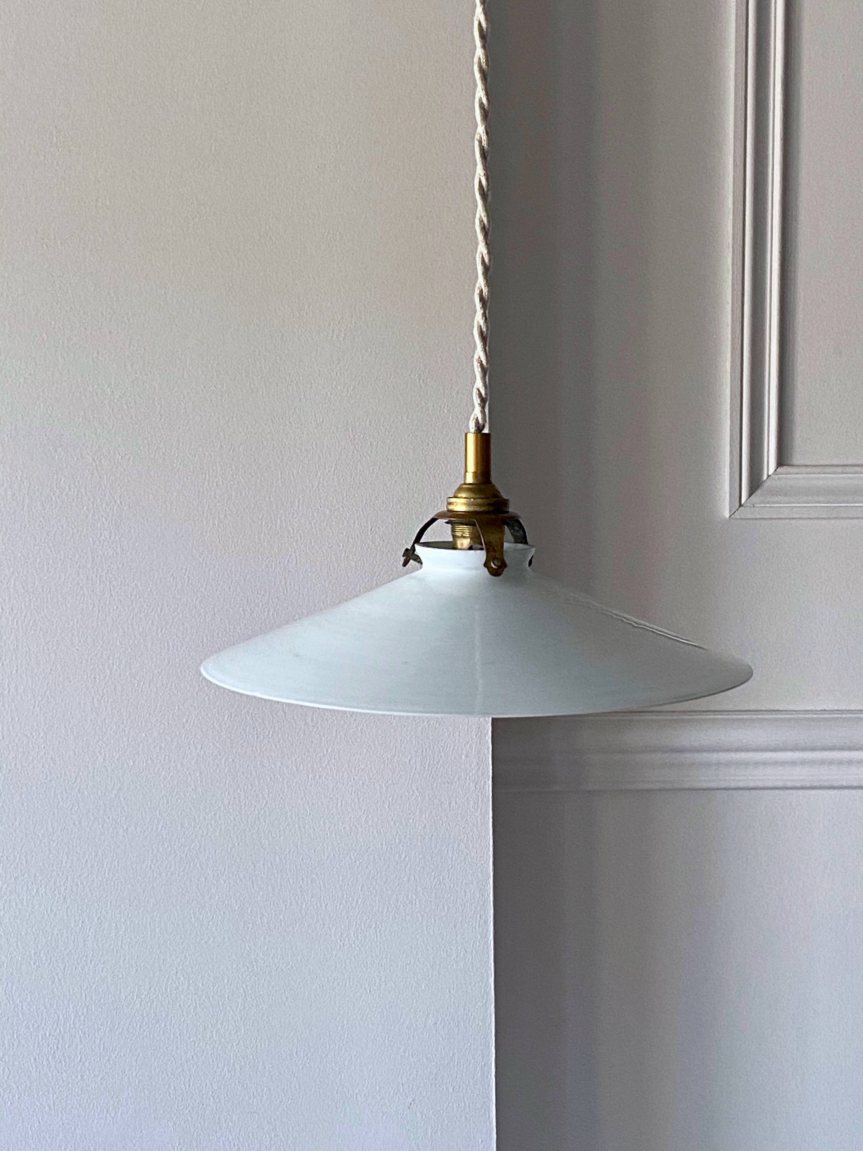 Opaline pendant light
