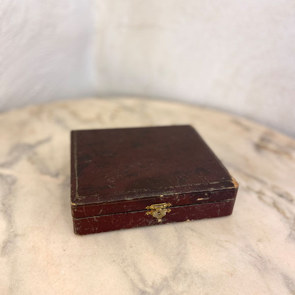 Series of 12 dessert spoons, silver metal