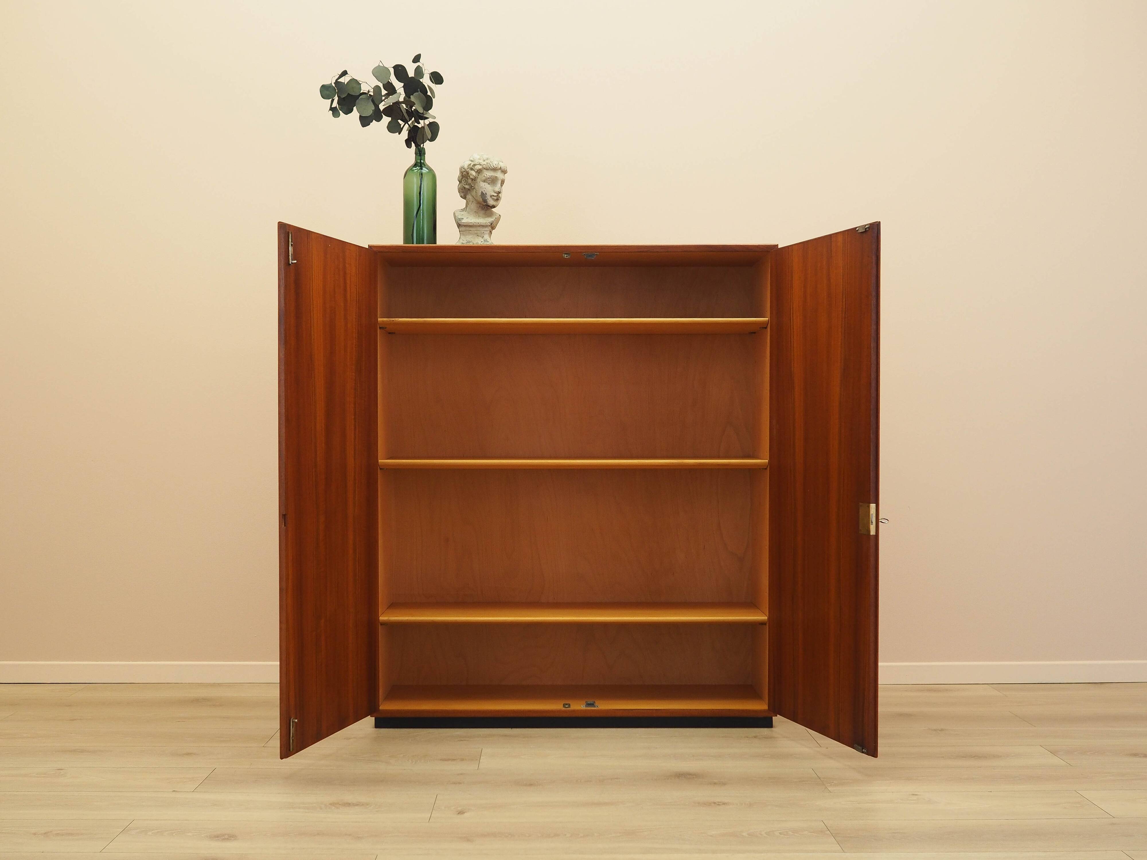 Cabinet en teck, design danois, années 1960, designer : Børge Mogensen