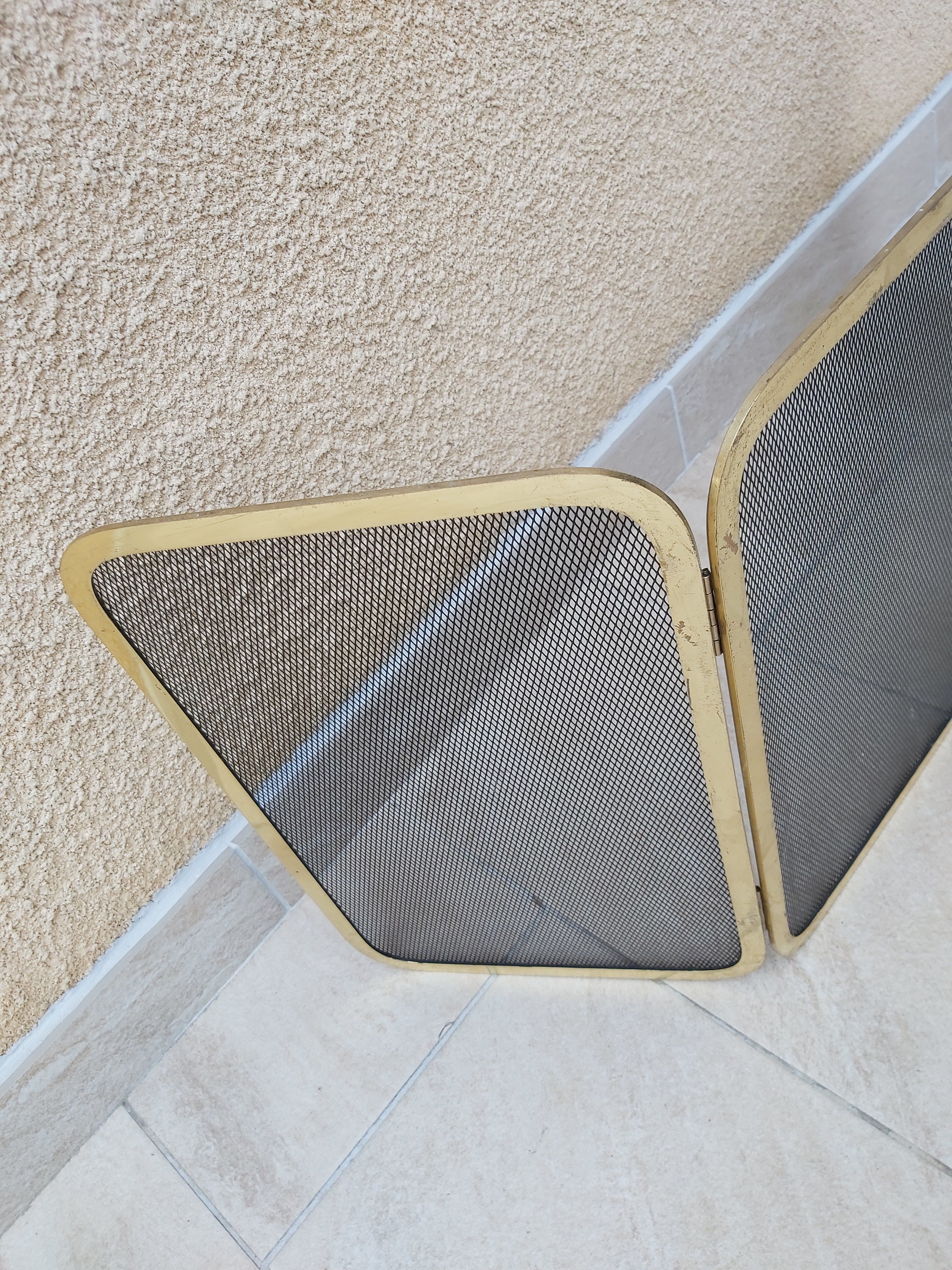 Fireplace screen
