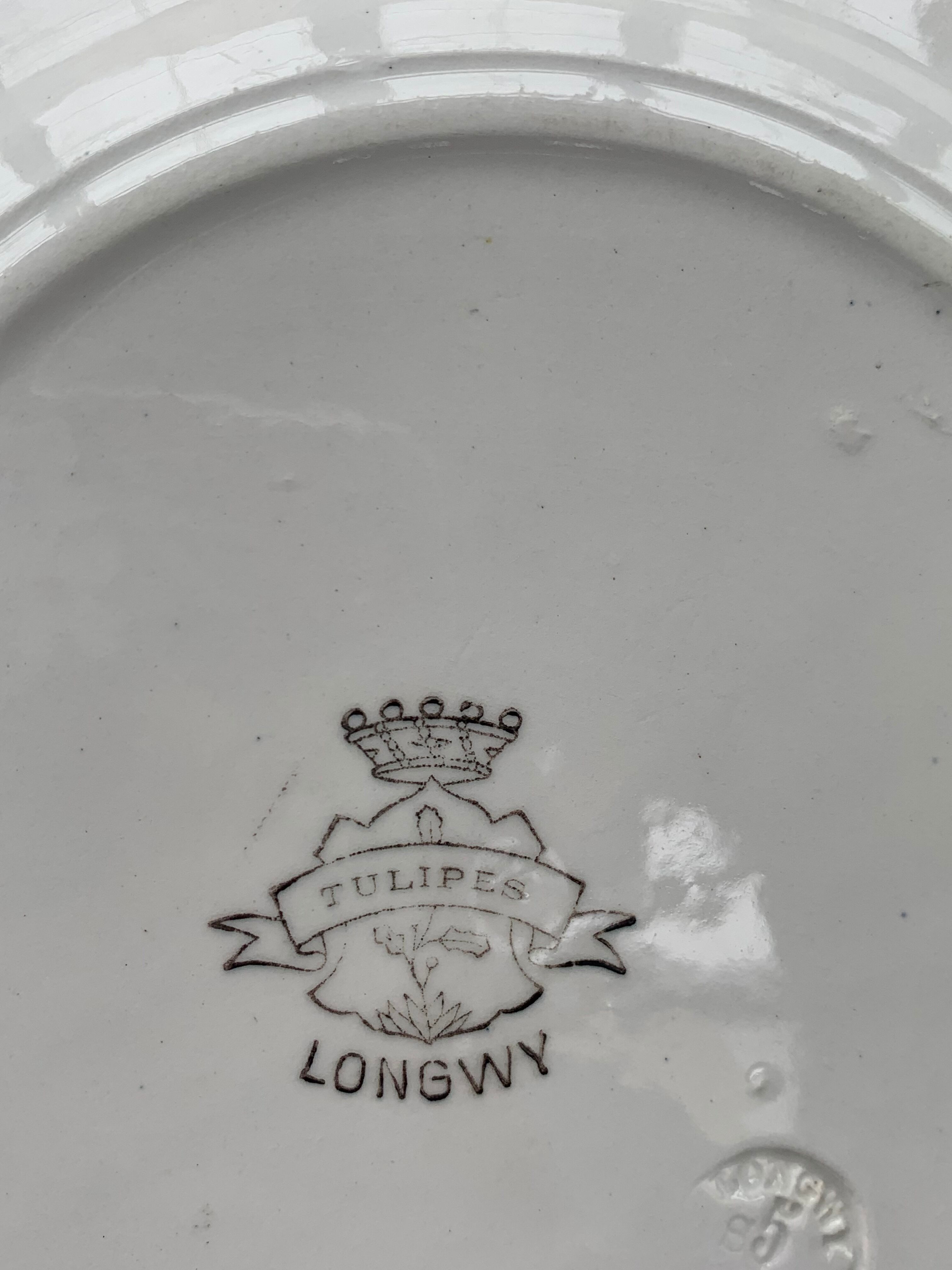 6 flat plates tulip pattern, longwy. Art deco