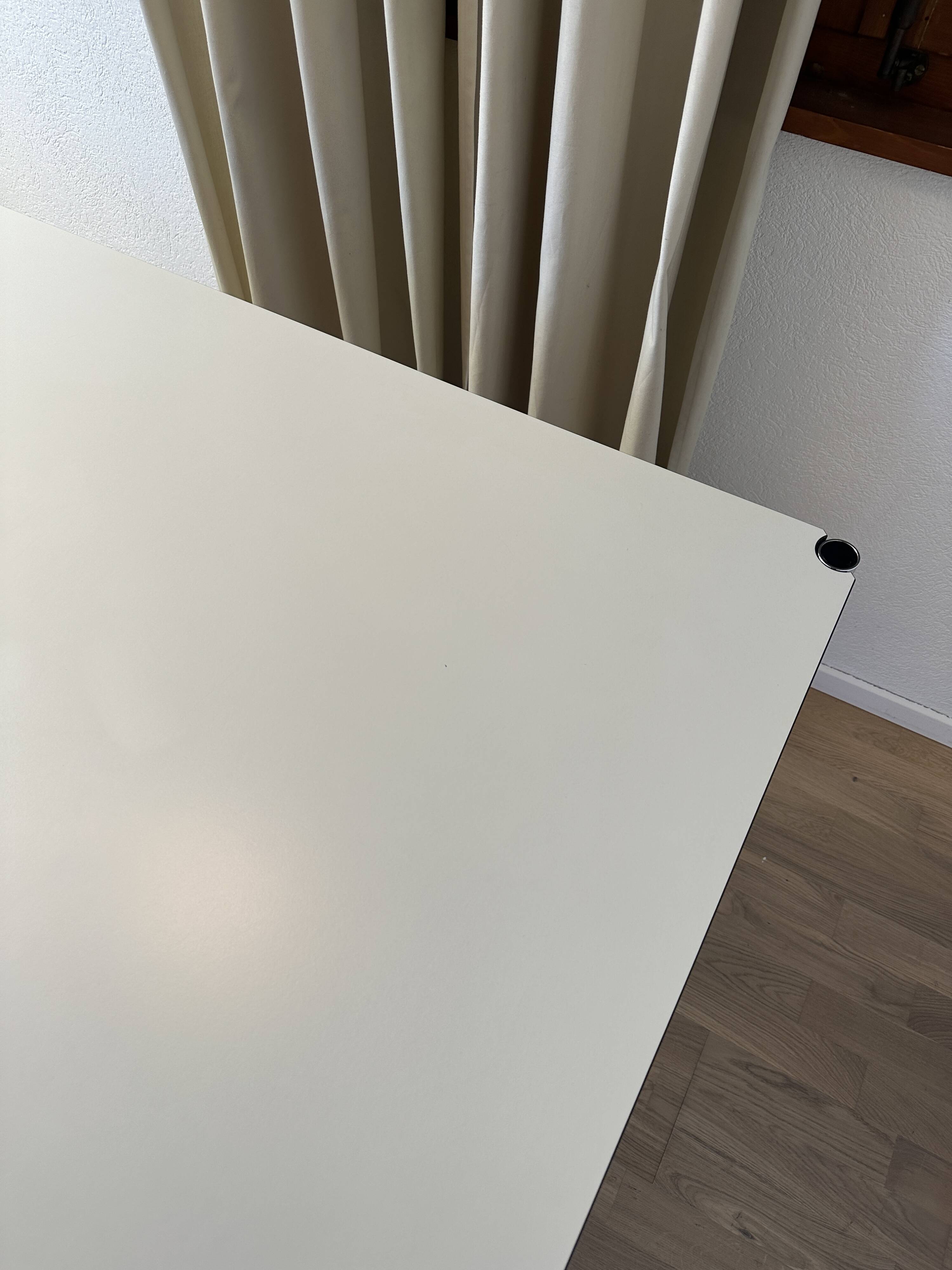 USM Haller table in pearl grey laminate