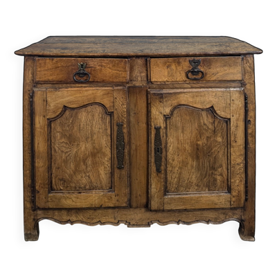 Buffet du XVIIIeme siecle en bois fruitier