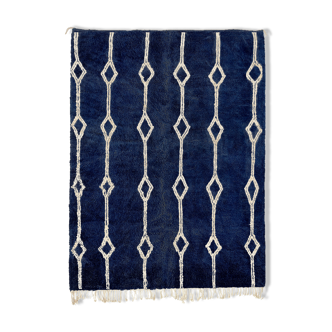 Modern Moroccan carpet 240x150cm