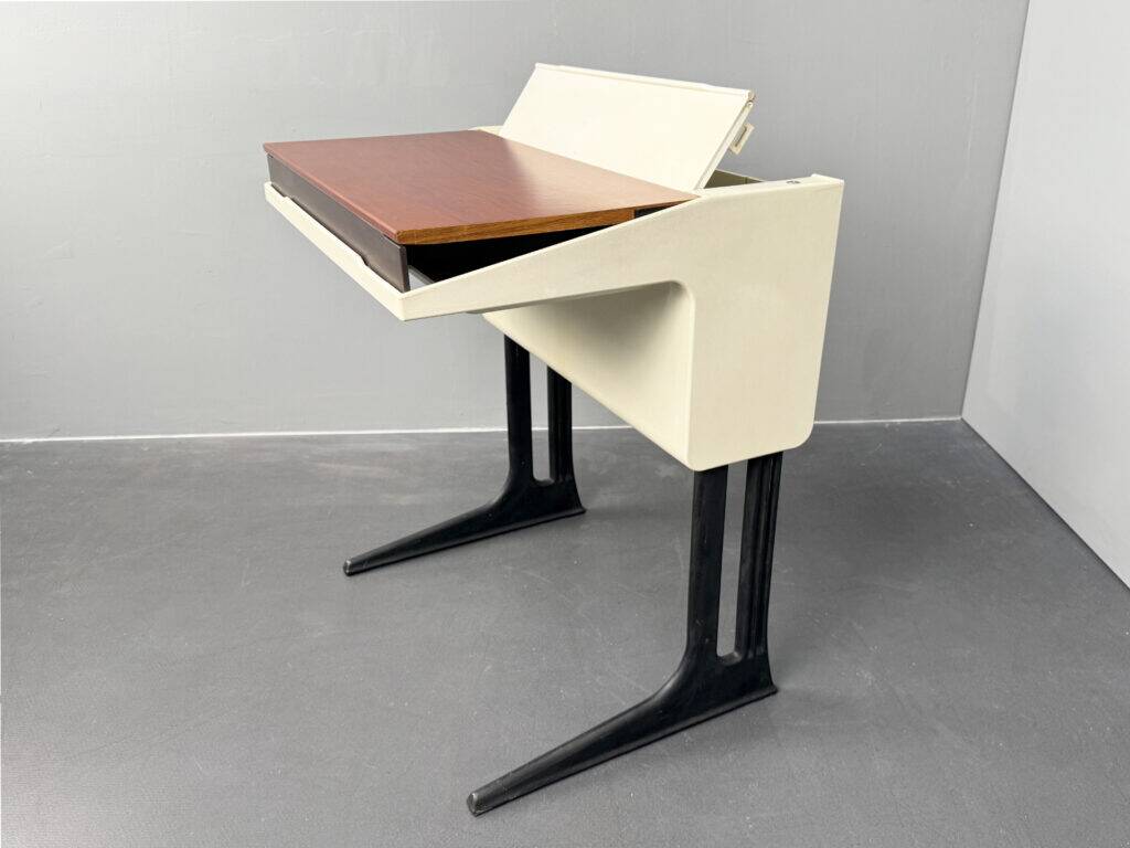 Desk, height-adjustable, by Luigi Colani for Flötotto, Germany, 1970s