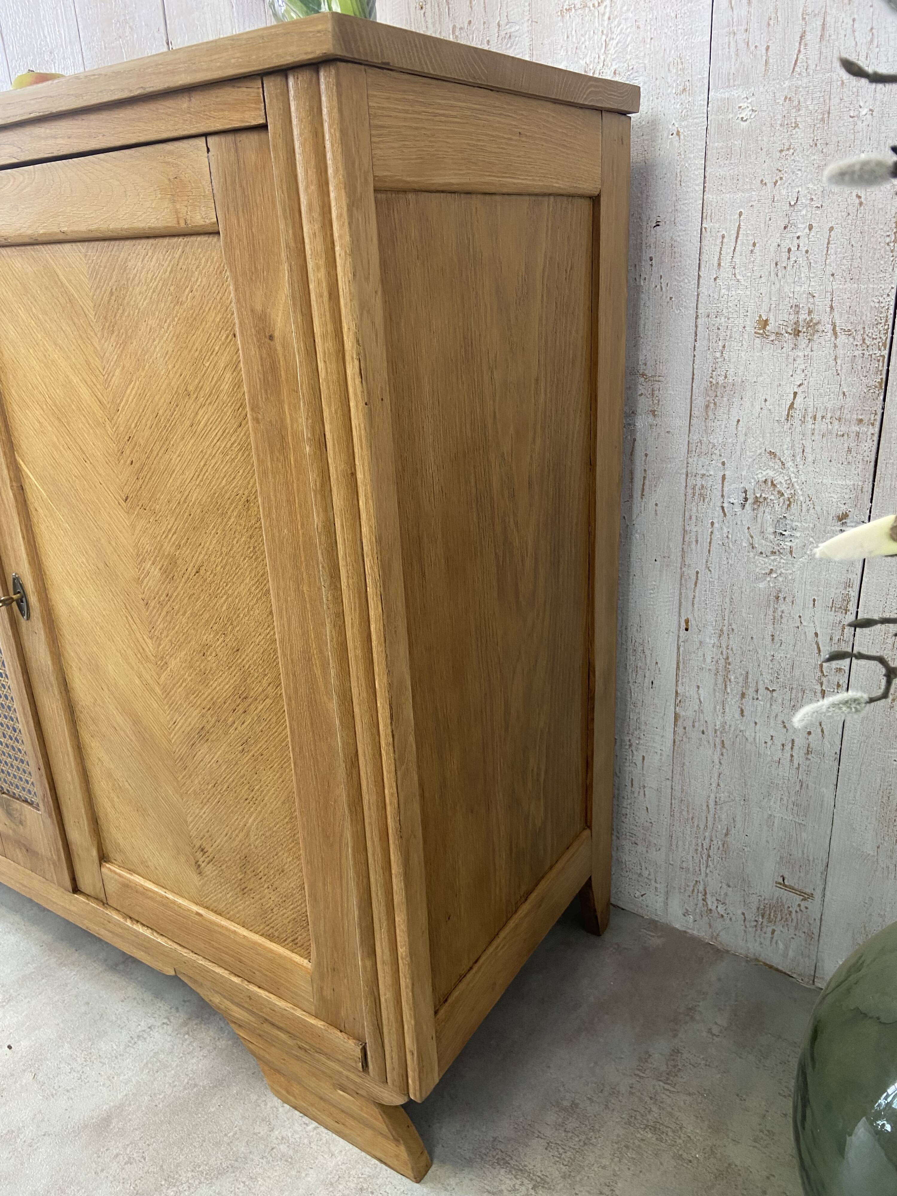 Vintage buffet