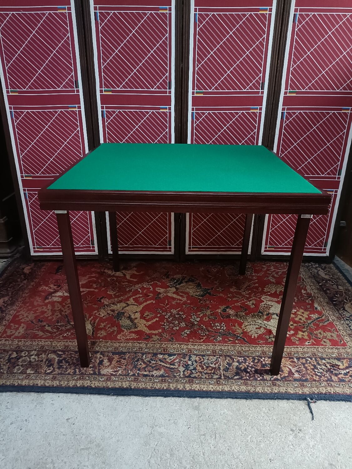 Table de bridge placage acajou et tapis vert, état neuf