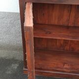 Petit buffet en bois ancien avec deux portes