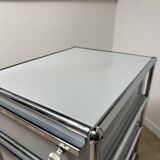 USM Haller wheeled cabinet in light grey