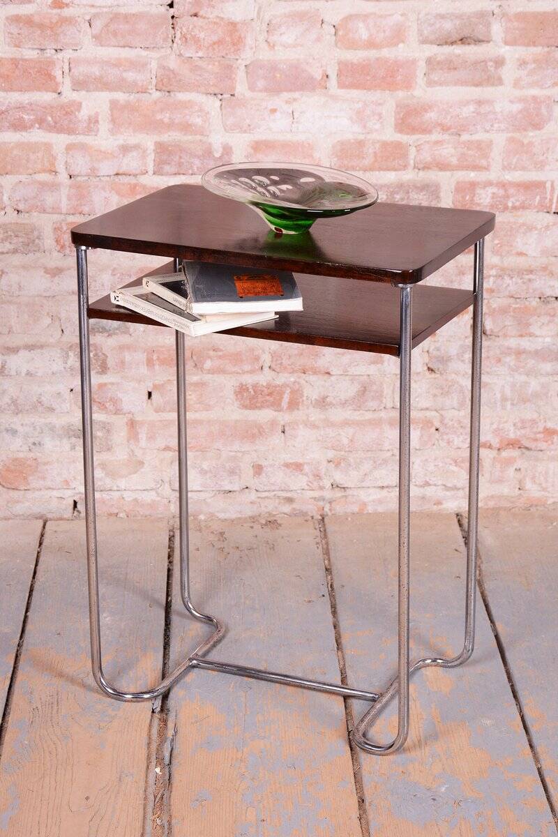 Bauhaus Czech Side Table in Walnut and Chrome from Mücke Melder, 1930s